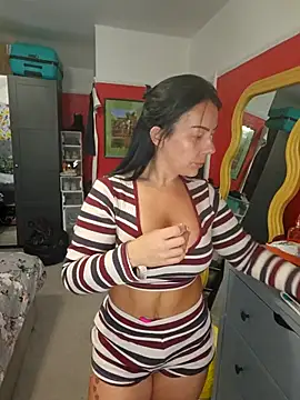 Filthymaddymilfy25 online show from 05/15/26, 09:05