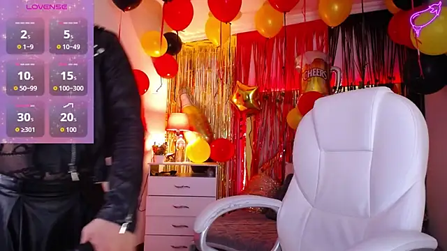 Ashley parkerr online show from 09/26/25, 05:33