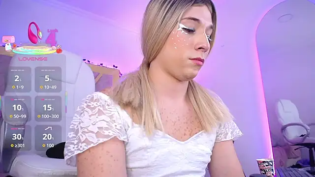 Ashley parkerr online show from 10/05/25, 03:43