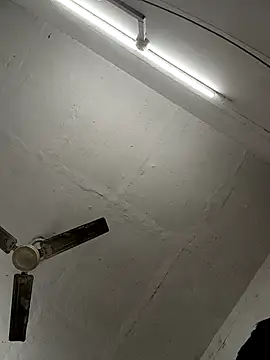 xyz-indian online show from 11/14/25, 09:13