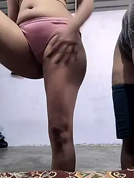 Snapshot of Angel_queen12 chatting on 12/17/25, 07:58 Angel queen12 online show from 12/17/25, 07:58