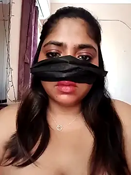 Snapshot of tamilrohini chatting on 12/15/25, 02:16 tamilrohini online show from 12/15/25, 02:16