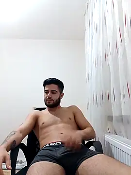 Snapshot of Ozi1910 chatting on 09/20/25, 10:44 Ozi1910 online show from 09/20/25, 10:44