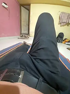 choot paglu online show from 10/11/25, 07:07