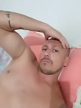 Hooters1920 online show from 01/16/26, 01:42