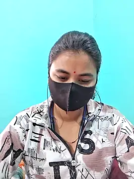 Snapshot of DivyaBhabhi69@xh chatting on 05/10/26, 05:56 DivyaBhabhi69xh online show from 05/10/26, 05:56