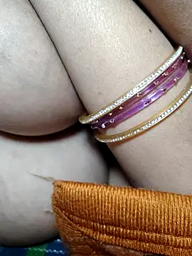 Hot pooja55 online show from 03/20/26, 04:56