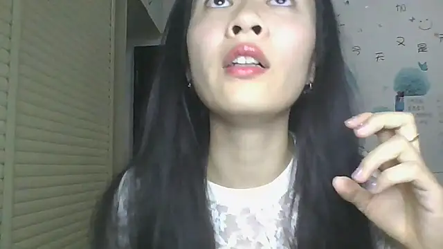 Snapshot of Monice1314 chatting on 10/02/25, 01:29 Monice1314 online show from 10/02/25, 01:29