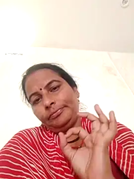 Suhani hot12 online show from 11/26/25, 08:48