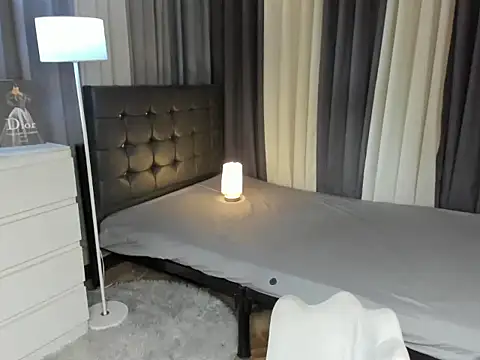 Blaire Samantha online show from 11/27/25, 07:54