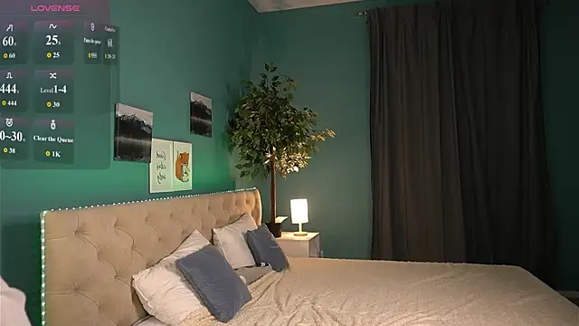 Lisafoxy  online show from 05/15/26, 01:34