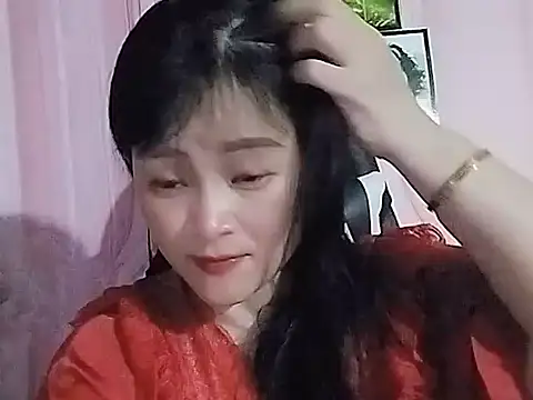 Snapshot of Star-sweet chatting on 10/30/25, 01:34 Star-sweet online show from 10/30/25, 01:34