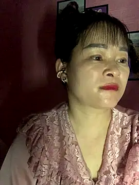 Snapshot of Star-sweet chatting on 11/02/25, 04:15 Star-sweet online show from 11/02/25, 04:15