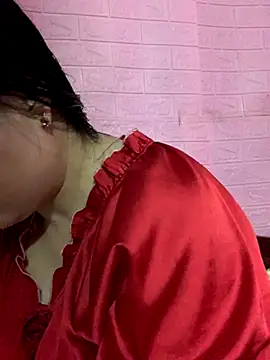 Snapshot of Star-sweet chatting on 11/07/25, 04:45 Star-sweet online show from 11/07/25, 04:45