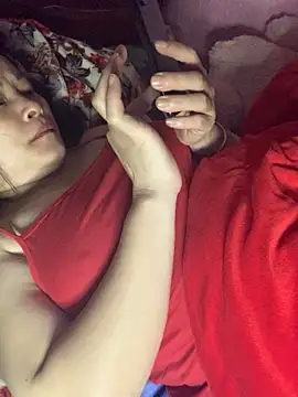 Snapshot of Star-sweet chatting on 11/12/25, 08:08 Star-sweet online show from 11/12/25, 08:08