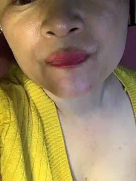 Snapshot of Star-sweet chatting on 11/24/25, 03:12 Star-sweet online show from 11/24/25, 03:12