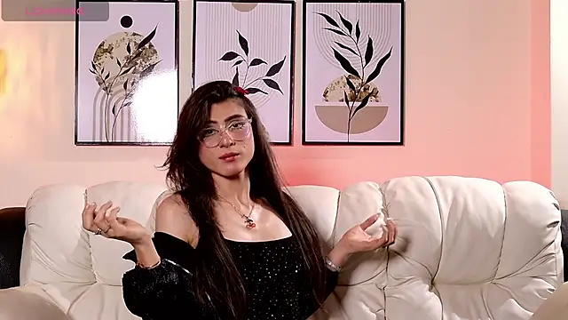 Violeta Foxz online show from 04/16/26, 07:14