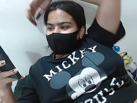 Snapshot of Nataliya_Singh chatting on 03/11/26, 06:14 Nataliya Singh online show from 03/11/26, 06:14