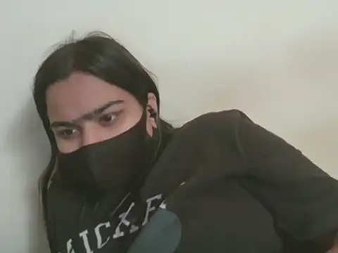 Snapshot of Nataliya_Singh chatting on 04/10/26, 03:12 Nataliya Singh online show from 04/10/26, 03:12