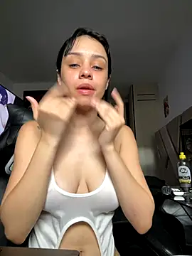 AYTANA CORBERO online show from 09/17/25, 04:08