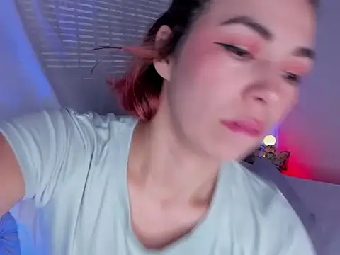 selene boyer online show from 02/16/26, 04:36