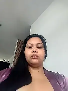 Alessandraa- online show from 05/03/26, 06:36