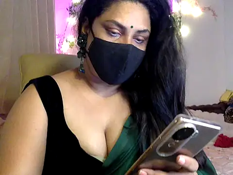 Indian queen007 online show from 05/27/26, 06:49