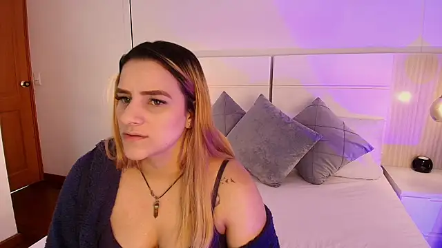 Dakota Megan 69 online show from 10/07/25, 02:14