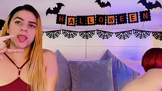 Dakota Megan 69 online show from 10/28/25, 03:04