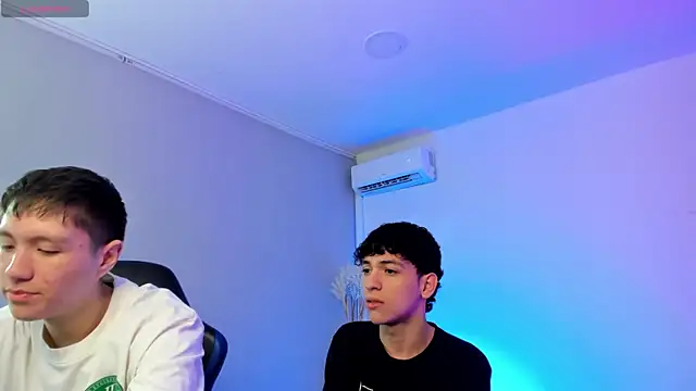 Handsomeboyss19 online show from 05/15/26, 08:49