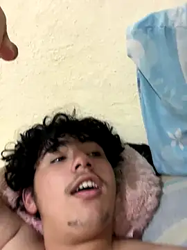 Casal-foda braba online show from 10/04/25, 12:52