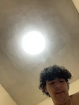 Casal-foda braba online show from 10/25/25, 12:02