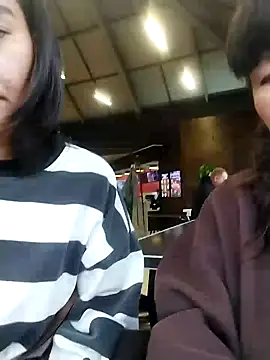 Snapshot of Luu-Lii777 chatting on 09/10/25, 06:57 Luu-Lii777 online show from 09/10/25, 06:57