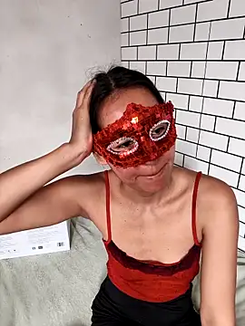 Luu-Lii777 online show from 04/01/26, 06:47