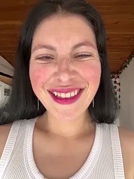 Mia salinass online show from 09/23/25, 05:16