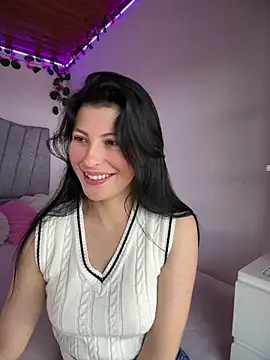 Mia salinass online show from 06/03/26, 07:08