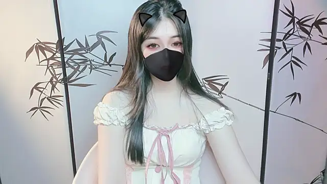 Sparkly Candy online show from 11/19/25, 01:55