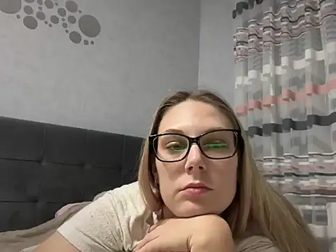 NikexPretty online show from 10/10/25, 08:41