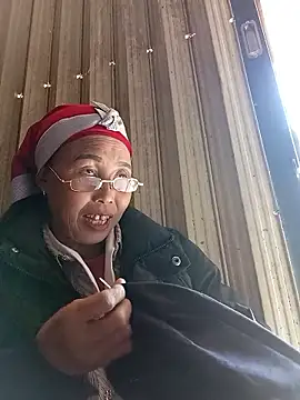 me-cute online show from 01/12/26, 03:56