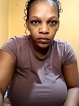 HappygalTheQueen online show from 11/11/25, 10:48