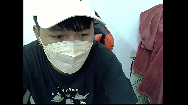 zhu000000 online show from 10/12/25, 09:52