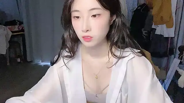 Freya7777 online show from 09/12/25, 03:39