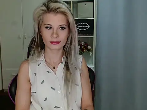 KristineGlow online show from 02/12/26, 07:14