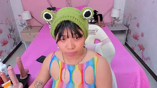 Snapshot of SafiroAgataaa chatting on 10/25/25, 08:25 SafiroAgataaa online show from 10/25/25, 08:25