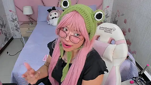 Snapshot of SafiroAgataaa chatting on 11/29/25, 08:06 SafiroAgataaa online show from 11/29/25, 08:06