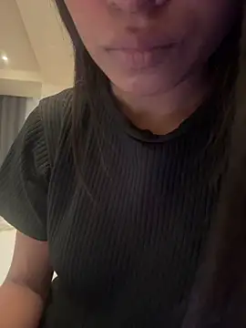 Snapshot of HeerStd chatting on 01/07/26, 10:51 HeerStd online show from 01/07/26, 10:51