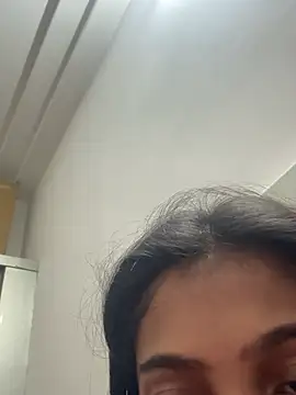 Snapshot of HeerStd chatting on 02/01/26, 04:33 HeerStd online show from 02/01/26, 04:33