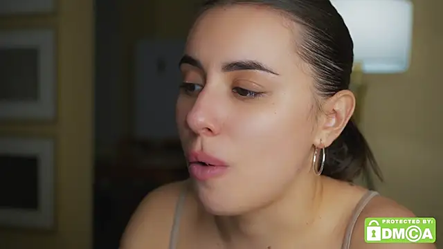 Snapshot of KateCarrey chatting on 10/06/25, 07:22 KateCarrey online show from 10/06/25, 07:22