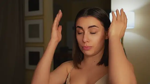 Snapshot of KateCarrey chatting on 10/10/25, 07:46 KateCarrey online show from 10/10/25, 07:46