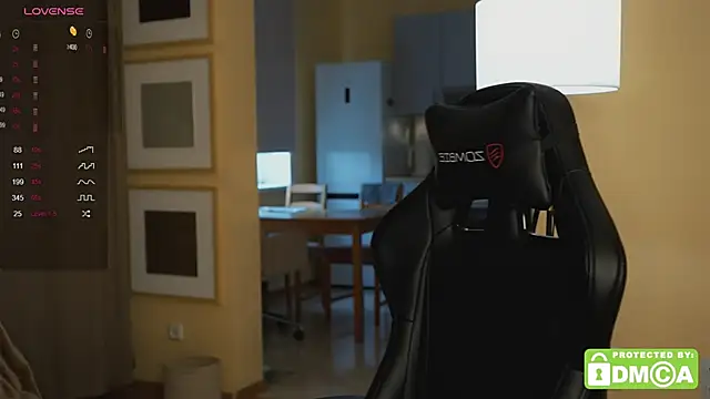 Snapshot of KateCarrey chatting on 10/13/25, 07:30 KateCarrey online show from 10/13/25, 07:30